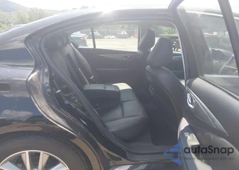 2016 Infiniti Q50 2.0T Base z USA, uszkodzony, nr VIN JN1CV7AR0GM250719